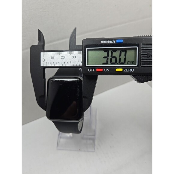 Apple Watch Series 3 42mm GPS Space Gray Aluminum Black Sport Band A1859 MTF32LL - Picture 6 of 15